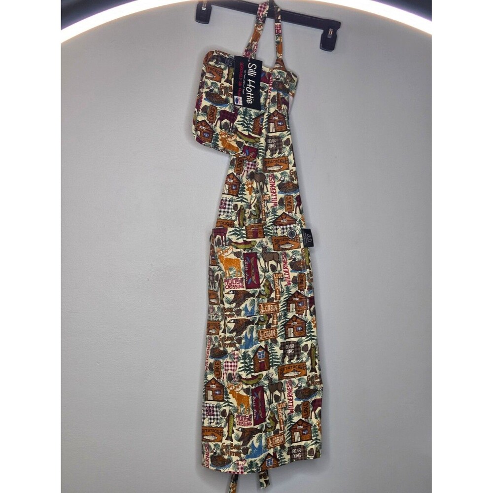 Silli-Hottie Rustic Cabin Print Apron with Potholder